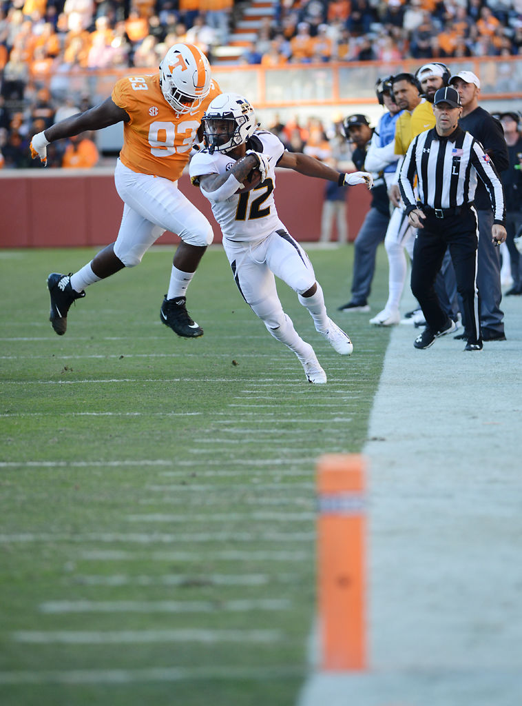 Missouri wide receiver Johnathon Johnson works his way down the sideline
